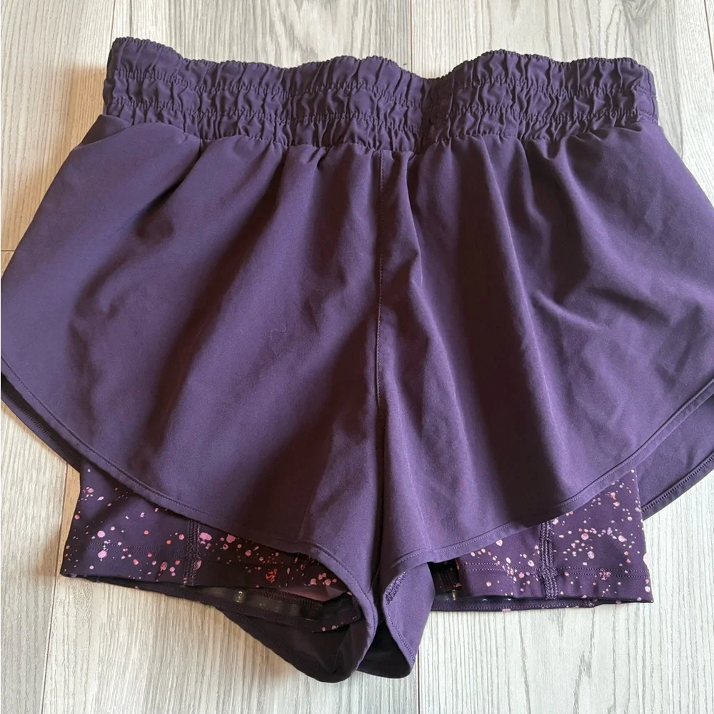 Athleta 2 in 1 Purple Speckled Shorts Size Small